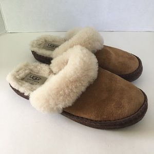 UGG Aira Mule Slippers